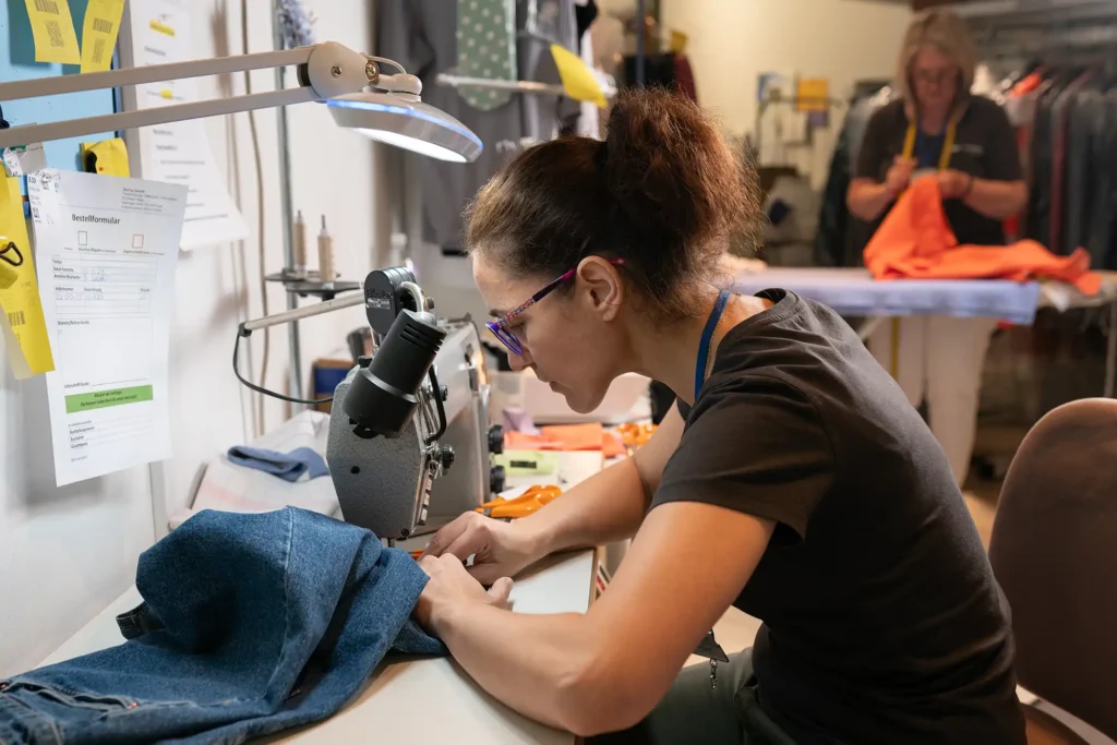 Selbstständige/r Schneider/in in Fürstenfeld gesucht! (m/w/d) 